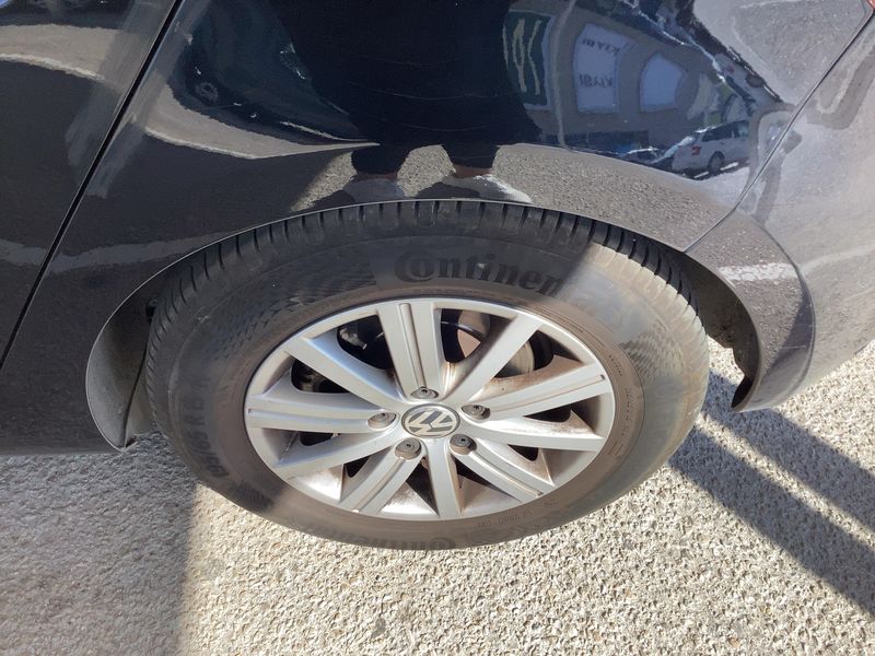 Volkswagen Golf VI 2.0 TDI Advance 2009 – снимка 5