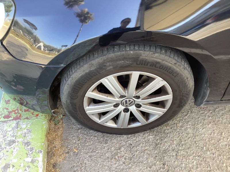 Volkswagen Golf VI 2.0 TDI Advance 2009 – снимка 3