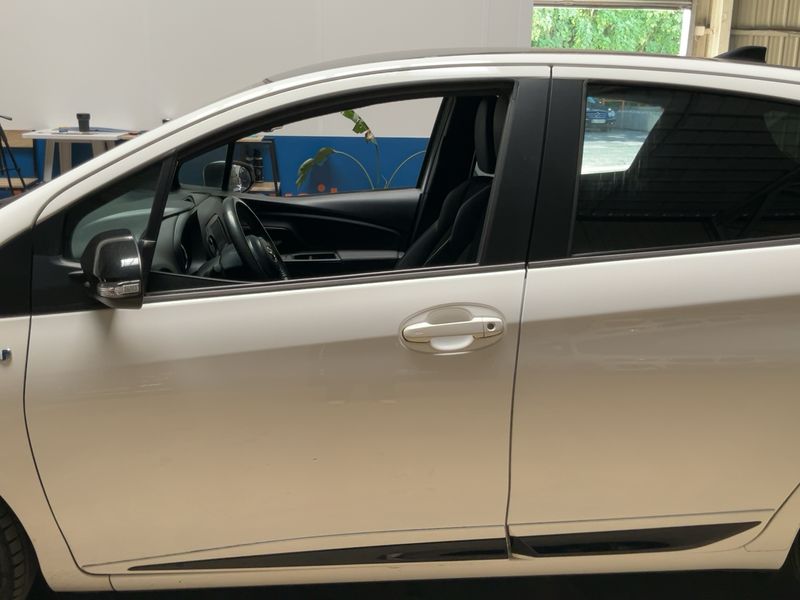 Toyota Yaris 1.5 Hybrid GR Sport 2020 – снимка 4