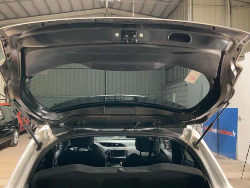 Toyota Yaris 1.5 Hybrid GR Sport 2020 – снимка 15
