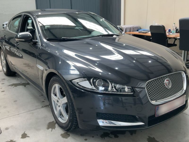 Jaguar XF 2.2 D Eco 2015 – снимка 12
