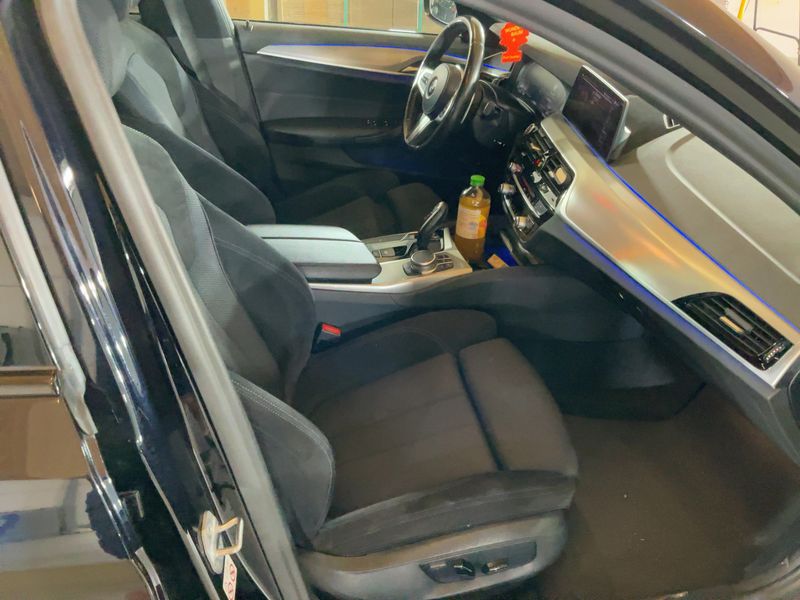 BMW 5er 520d Mild-Hybrid xDrive M Sport 2020 – снимка 17