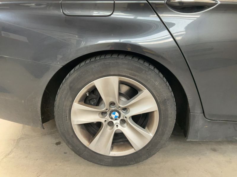 BMW 5er 520d xDrive 2014 – снимка 17