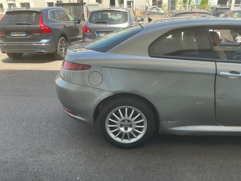 Alfa Romeo Alfa GT 1.9 JTD M-Jet Distinctive 2007 – снимка 9