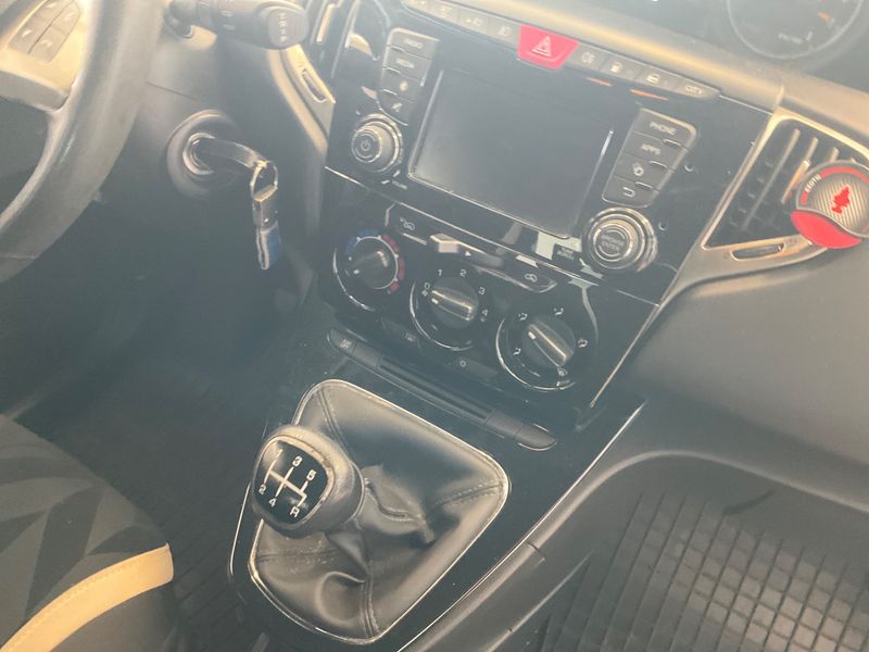 Lancia Ypsilon 1.2 GPL Gold 2017 – снимка 21