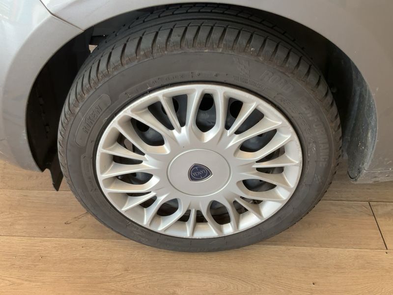 Lancia Ypsilon 1.2 GPL Gold 2017 – снимка 3