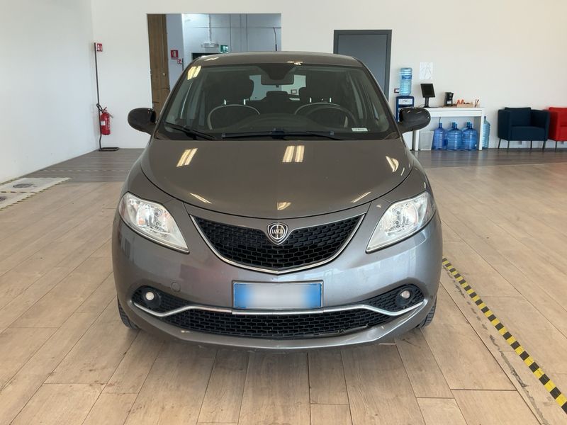Lancia Ypsilon 1.2 GPL Gold 2017 – снимка 14