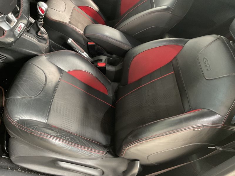 Peugeot 208 1.6 THP GTi 2017 – снимка 25