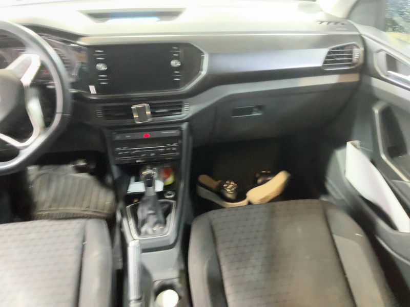 Volkswagen T-Cross 1.0 TSI Life 2021 – снимка 17