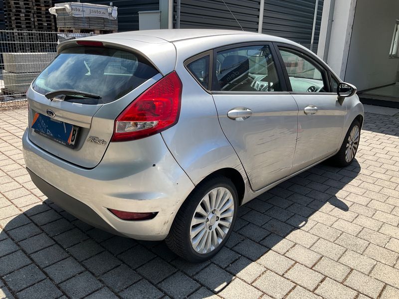 Ford Fiesta 1.6 TDCi Trend 2012 – снимка 2