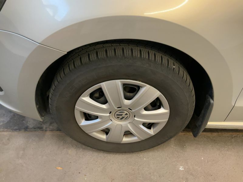 Volkswagen Polo 1.6 Trendline 2012 – снимка 3