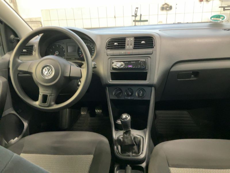 Volkswagen Polo 1.6 Trendline 2012 – снимка 17