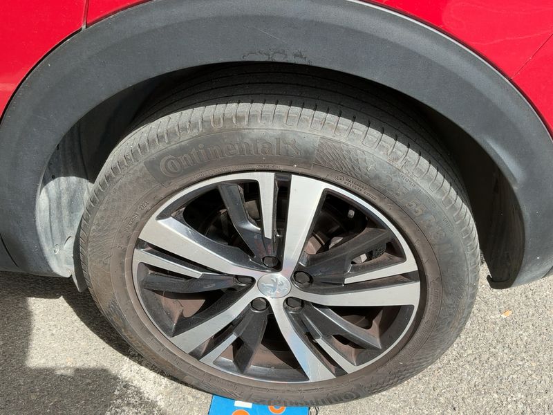 Peugeot 3008 1.5 Blue-HDi GT Line 2018 – снимка 5