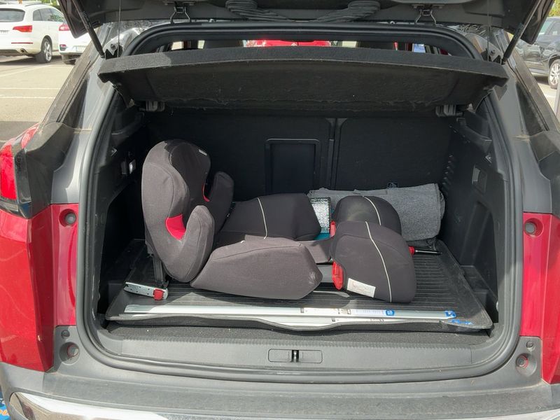 Peugeot 3008 1.5 Blue-HDi GT Line 2018 – снимка 15