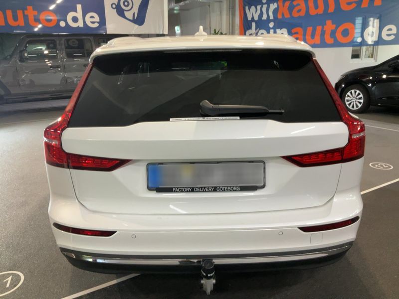 Volvo V60 2.0 T6 Recharge Plug-in Hybrid Core AWD 2024 – снимка 7