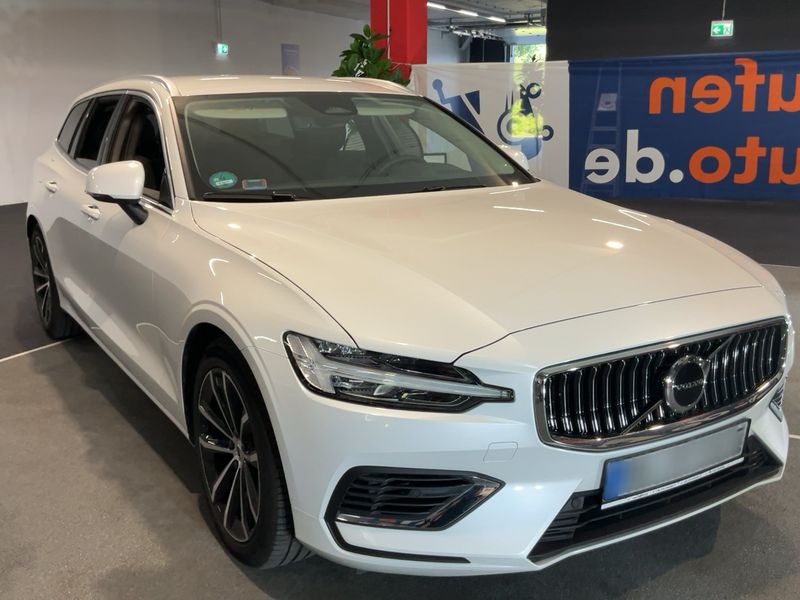 Volvo V60 2.0 T6 Recharge Plug-in Hybrid Core AWD 2024 – снимка 12