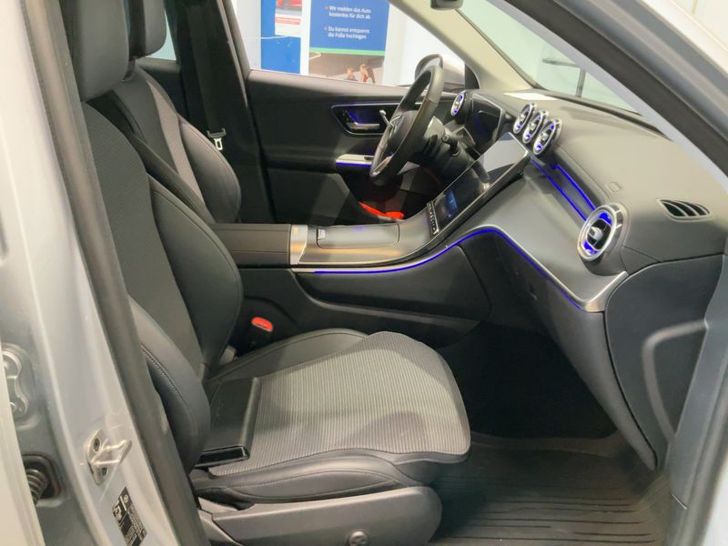 Mercedes-Benz GLC-Klasse GLC 220 d Mild-Hybrid 4Matic Avantgarde 2023 – снимка 17