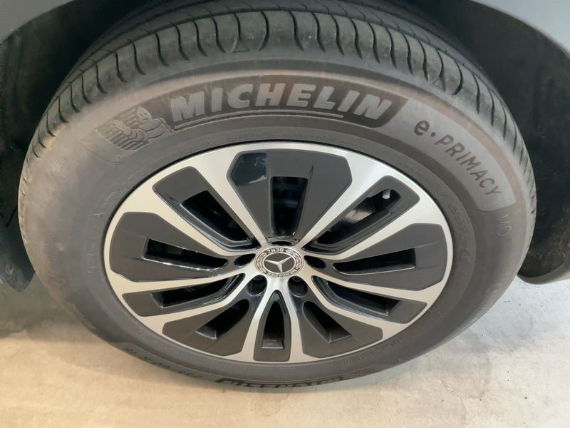 Mercedes-Benz GLC-Klasse GLC 220 d Mild-Hybrid 4Matic Avantgarde 2023 – снимка 5