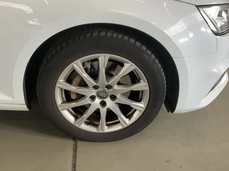 Audi A4 40 TDI quattro Sport 2019 – снимка 11