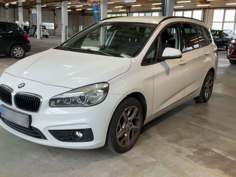 BMW 2er 216d Gran Tourer Advantage 2017 – снимка 1