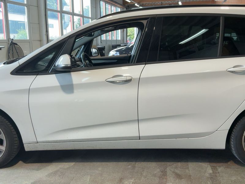 BMW 2er 216d Gran Tourer Advantage 2017 – снимка 4