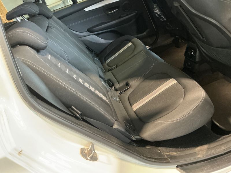 BMW 2er 216d Gran Tourer Advantage 2017 – снимка 34