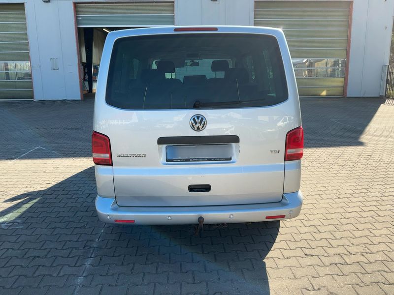 Volkswagen T5 Multivan 2.0 TDI Startline 2012 – снимка 7