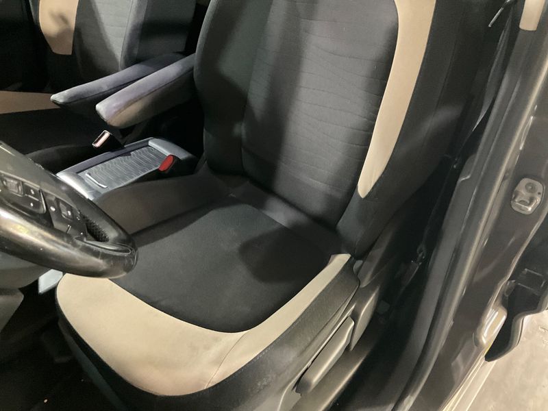 Citroen C4 Picasso 1.6 e-HDi Intensive 2015 – снимка 47