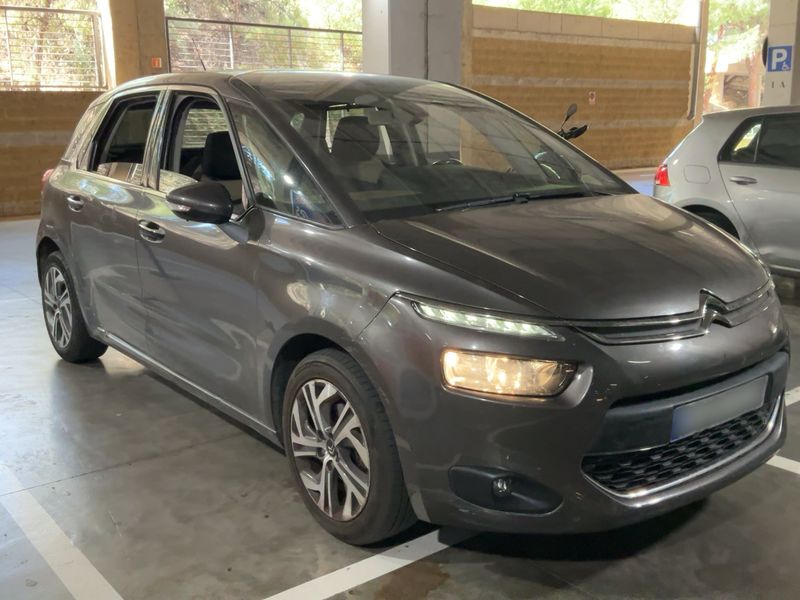 Citroen C4 Picasso 1.6 e-HDi Intensive 2015 – снимка на щета 12