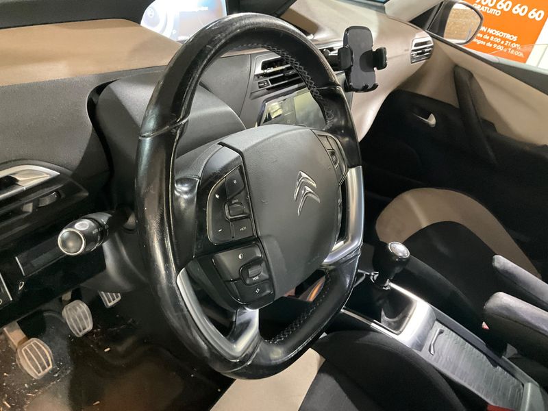 Citroen C4 Picasso 1.6 e-HDi Intensive 2015 – снимка на щета 52