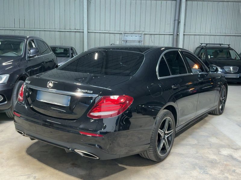 Mercedes-Benz E-Klasse E 300e AMG Line 2020 – снимка 8