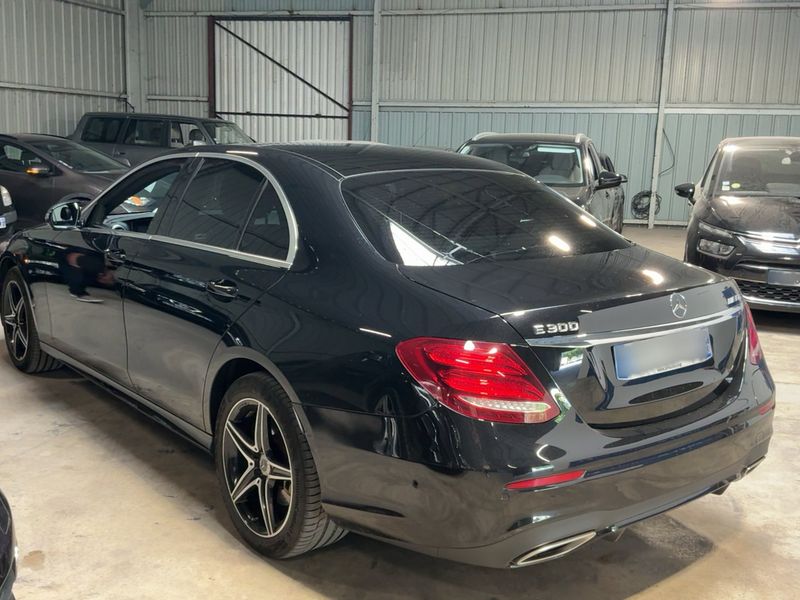 Mercedes-Benz E-Klasse E 300e AMG Line 2020 – снимка 6