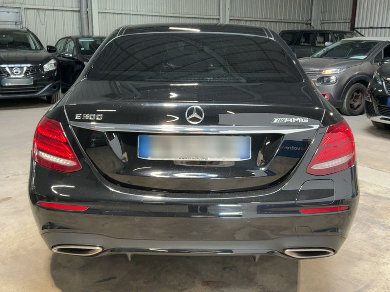 Mercedes-Benz E-Klasse E 300e AMG Line 2020 – снимка 7