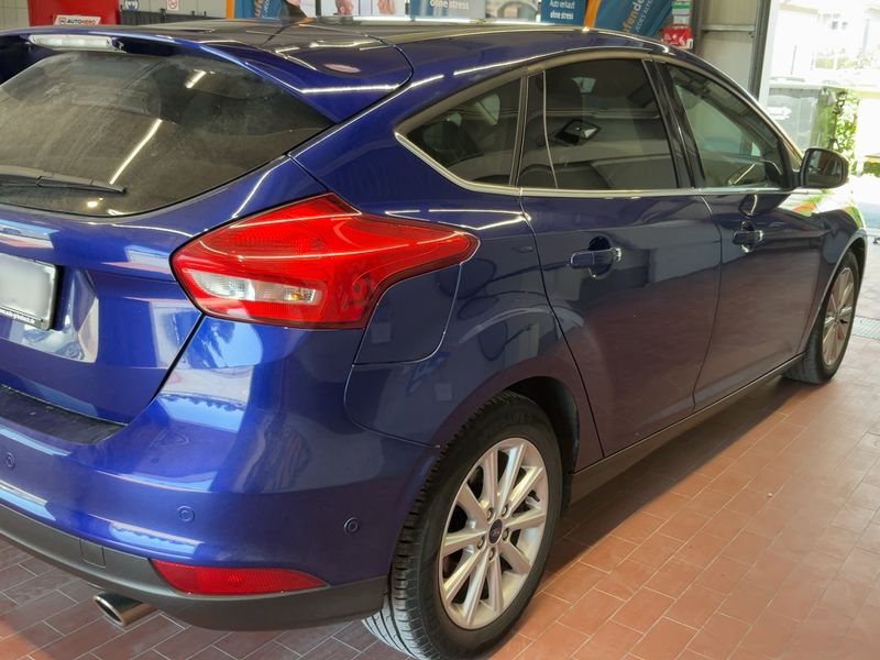 Ford Focus 2.0 TDCi Titanium 2016 – снимка 8