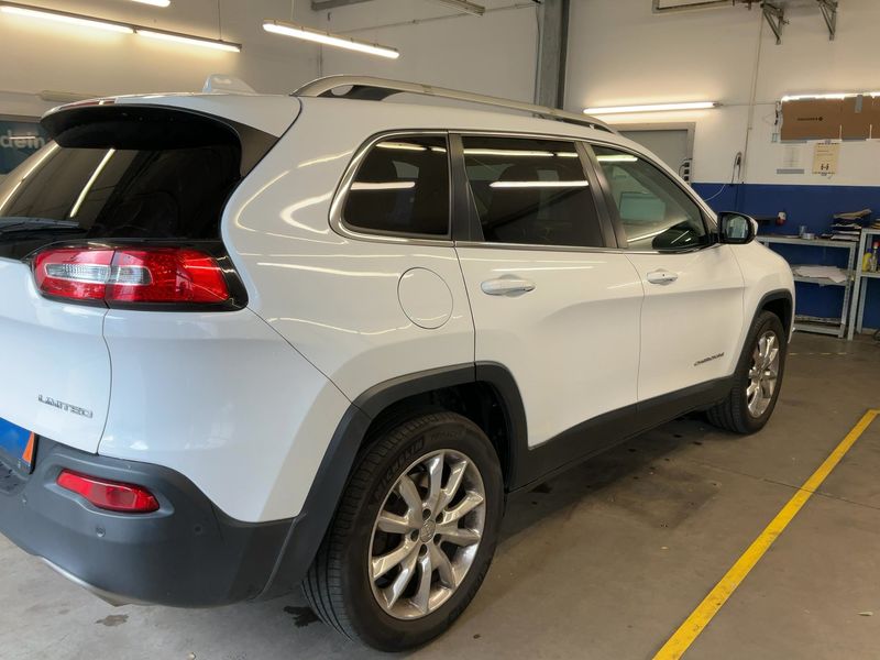 Jeep Cherokee 2.2 M-Jet Limited 4WD 2015 – снимка 8