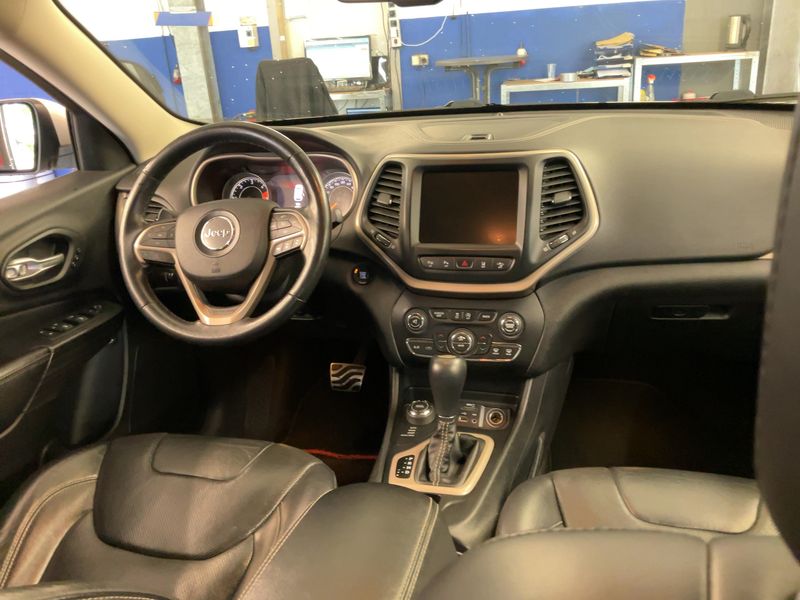 Jeep Cherokee 2.2 M-Jet Limited 4WD 2015 – снимка 18