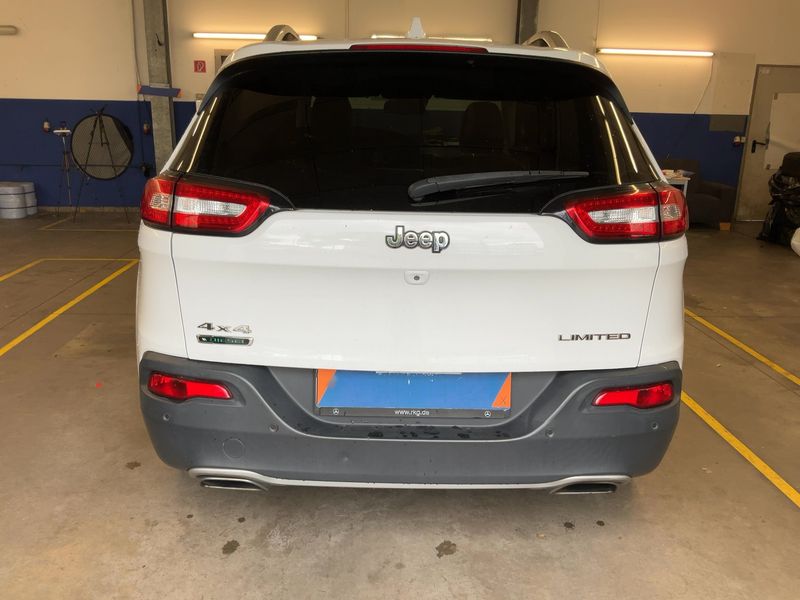 Jeep Cherokee 2.2 M-Jet Limited 4WD 2015 – снимка 7