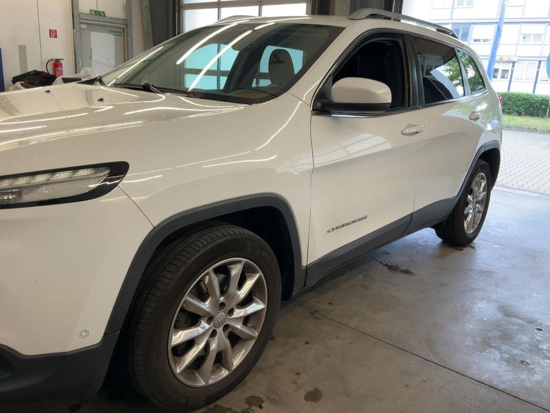 Jeep Cherokee 2.2 M-Jet Limited 4WD 2015 – снимка 2