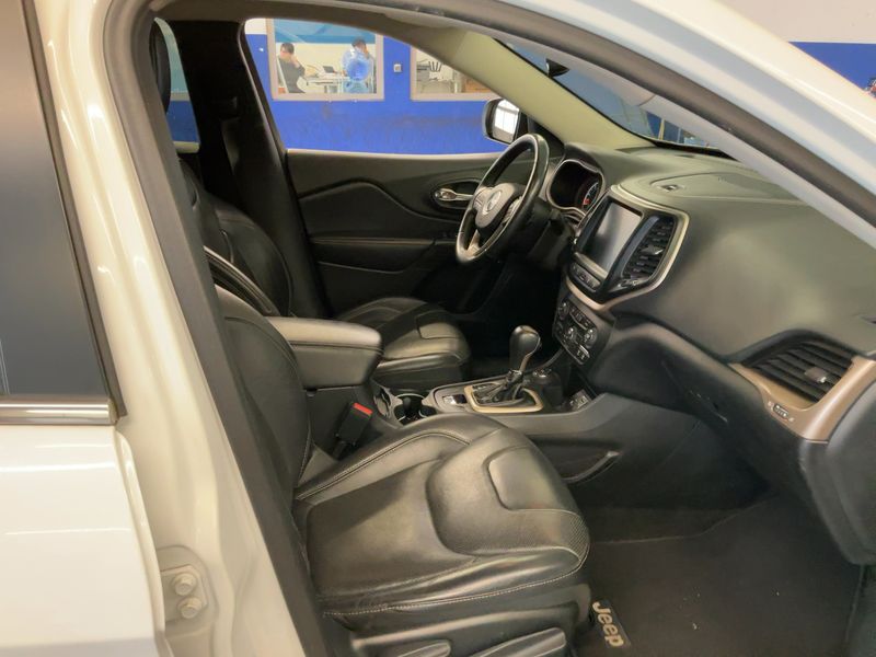 Jeep Cherokee 2.2 M-Jet Limited 4WD 2015 – снимка 17