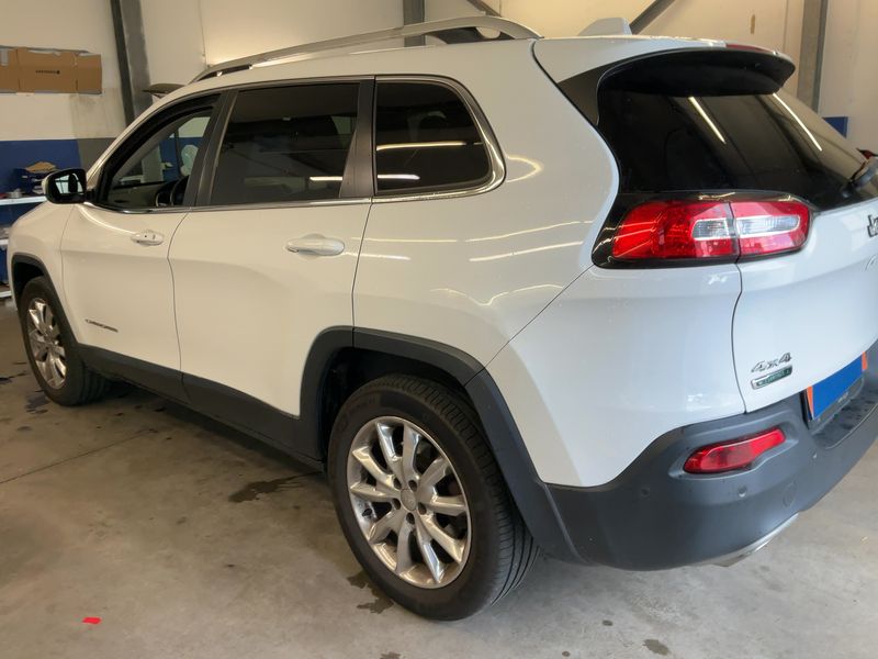 Jeep Cherokee 2.2 M-Jet Limited 4WD 2015 – снимка 6