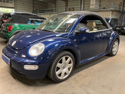 Volkswagen New Beetle 2.0 Highline 2004 – снимка 1