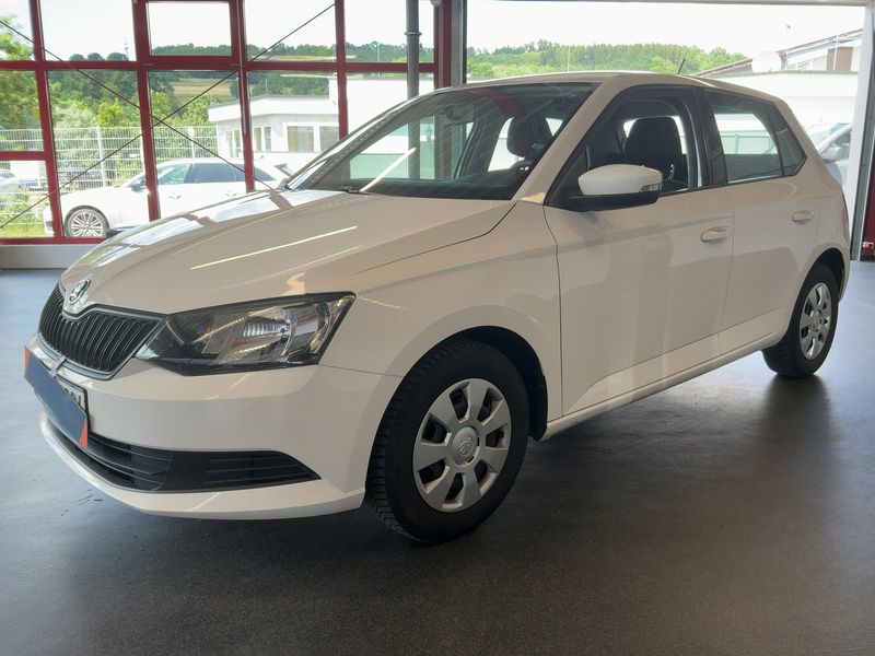 Skoda Fabia 1.0 MPI Active 2018 – снимка 1