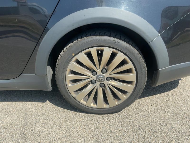 Opel Insignia Country Tourer 2.0 CDTI Biturbo Basis 4x4 2020 – снимка 5
