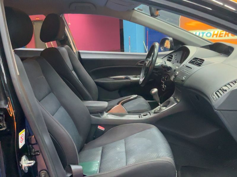 Honda Civic 2.2 CTDI Sport 2009 – снимка 16