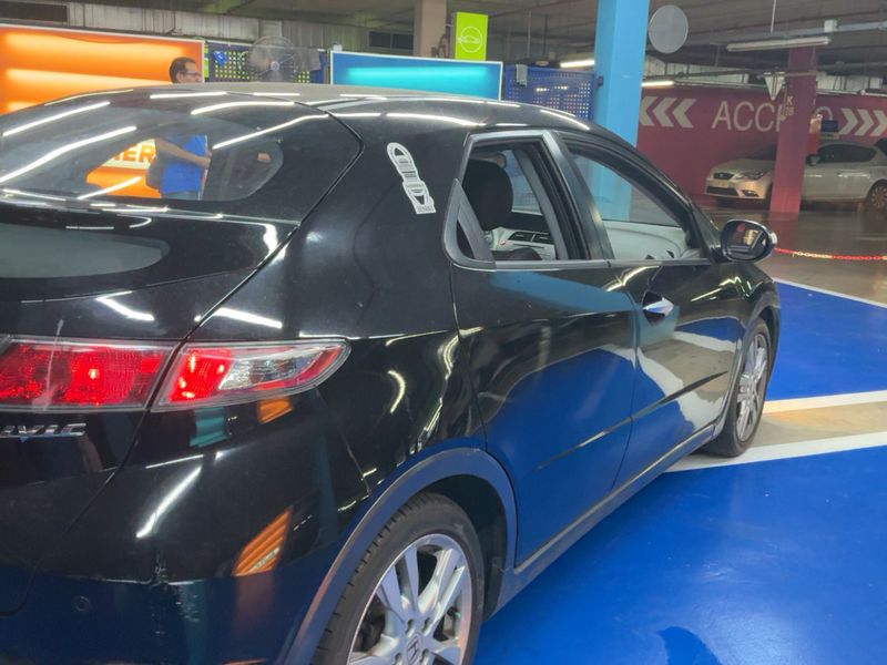 Honda Civic 2.2 CTDI Sport 2009 – снимка 8