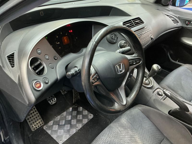 Honda Civic 2.2 CTDI Sport 2009 – снимка 22