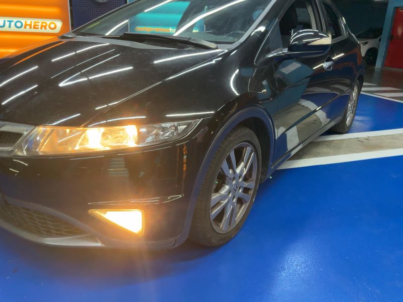 Honda Civic 2.2 CTDI Sport 2009 – снимка 2