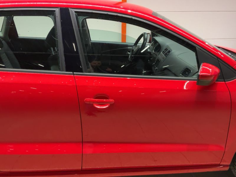 Volkswagen Polo 1.2 TSI Advance BlueMotion Tech 2015 – снимка 10