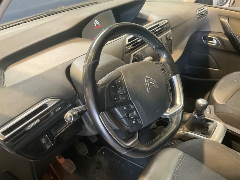 Citroen C4 Picasso 1.6 Blue-HDi 2017 – снимка 44