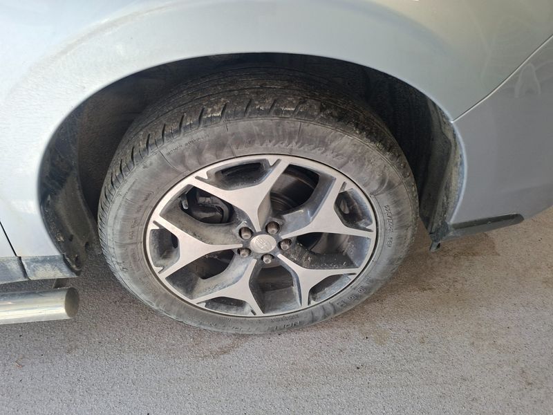 Subaru Forester 2.0 Comfort 2015 – снимка 11